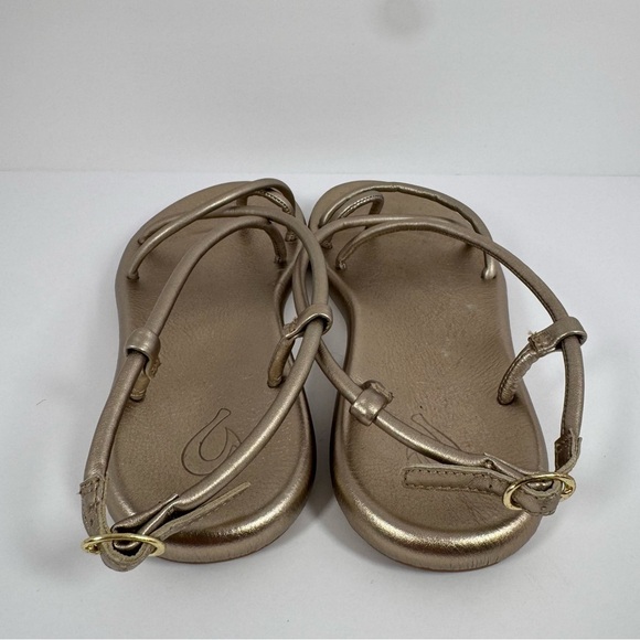Olukai Waiau Leather Gold Strappy Flat Sandals size 6.5 7 - Picture 5 of 7